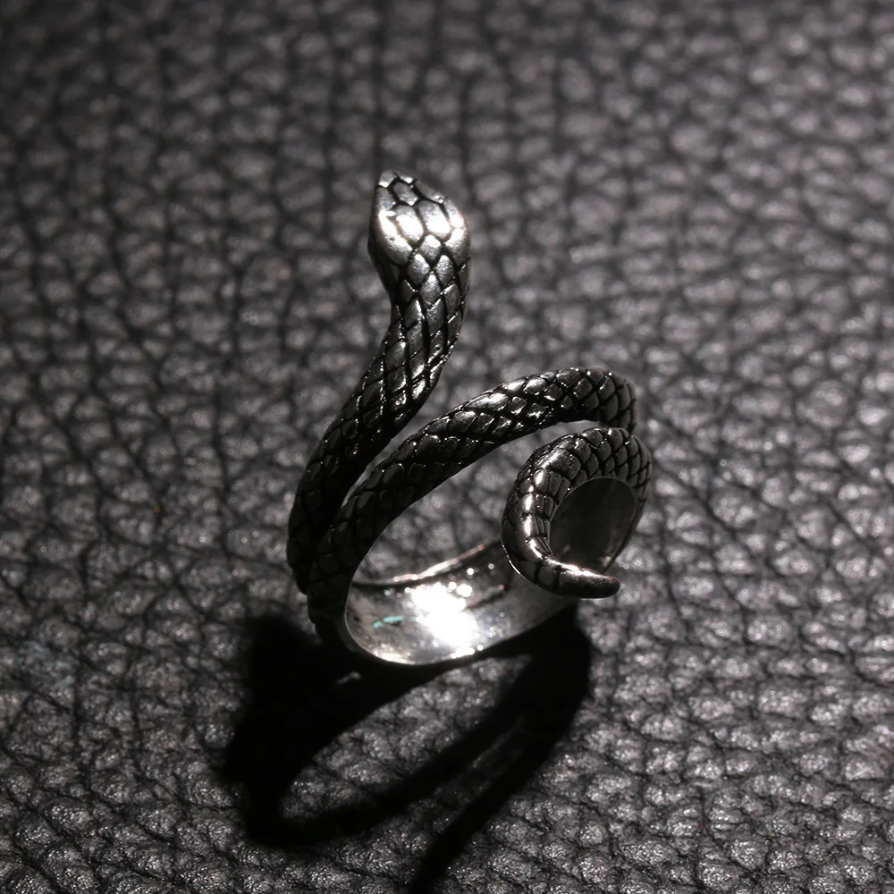 

1 PC Size 7-10 Fashion Snake Rings For Women Plating Silver Heavy Metals Punk Rock Ring Vintage Animal Jewelry