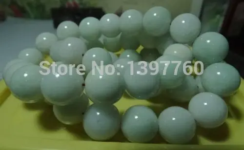 

Miss charm Jew.28 White&Light Green 100% Natural grade A JADE Bead Necklace
