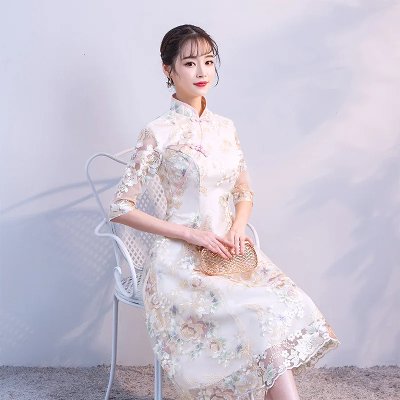 Традиционные китайское платье Qipao женские вечерние платья Винтаж Cheongsam для женщин невесты Короткие Шампанское кружево современный платье