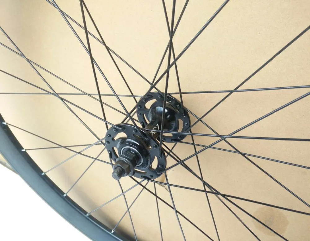Top Road bike part 700C Fixed gear bike wheels , ball hubs, 40mm 700C*23 tires Fixed gear bicycle wheels 12 Top Road bike part 700C Fixed gear bike wheels , ball hubs, 40mm 700C*23 tires Fixed gear bicycle wheels 12
