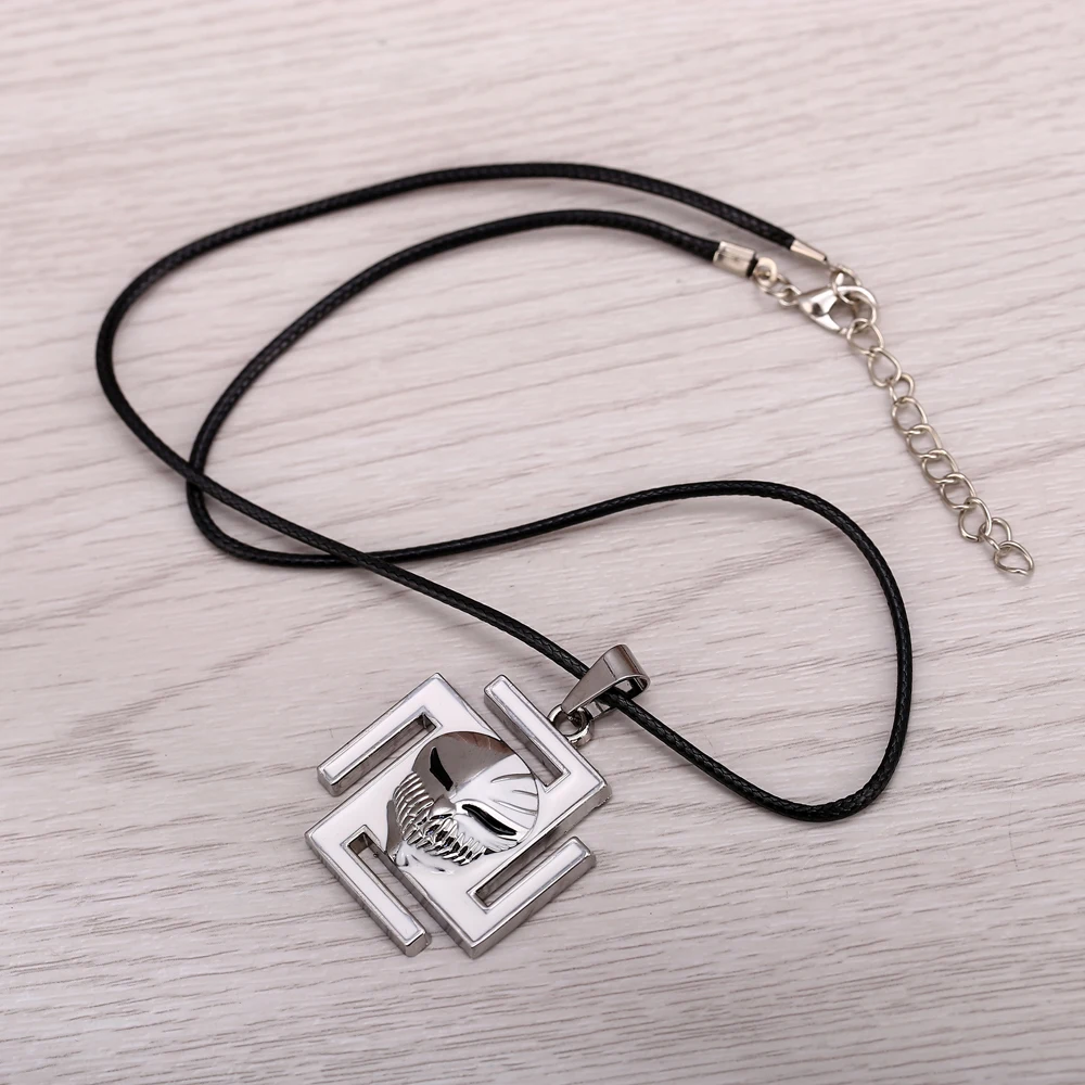 12pcs/lot Hot Anime Bleach Metal Necklace Silver Pendant Cosplay