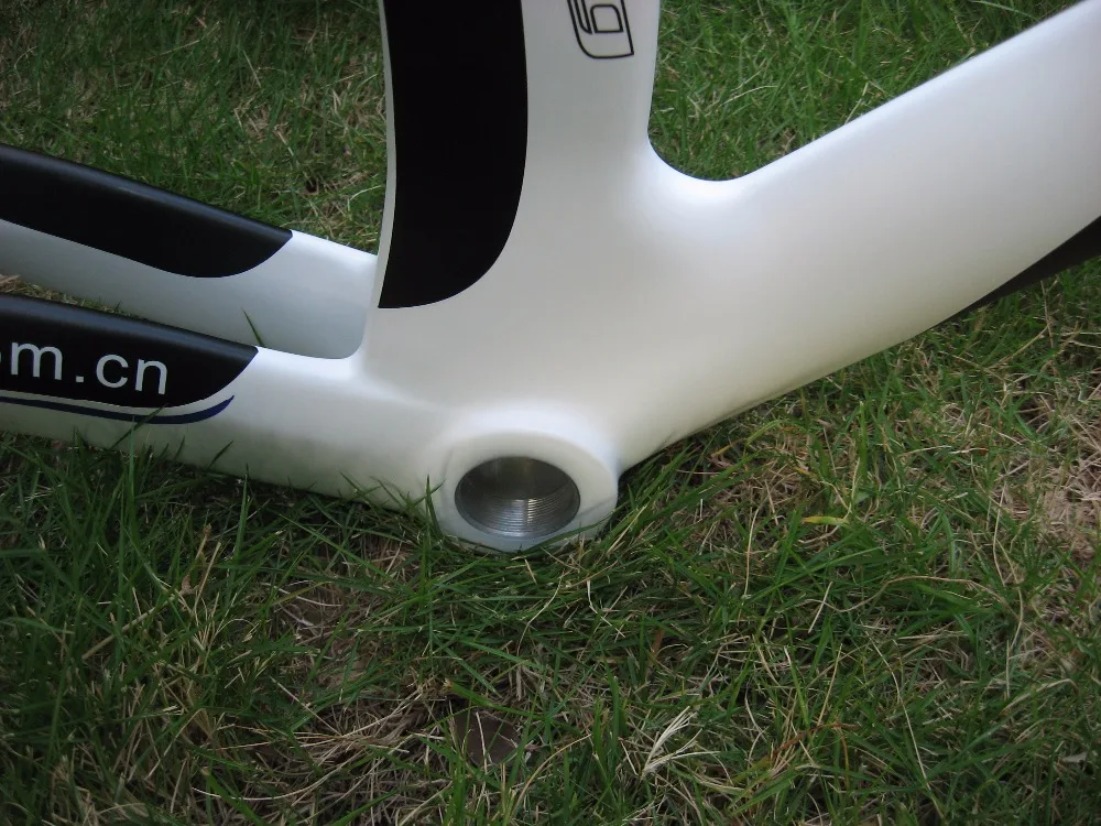 Clearance NEW ARRIVAL !! Free Shipping !! 2019 New Design Aero Carbon Track Bike Frame White/Black 4