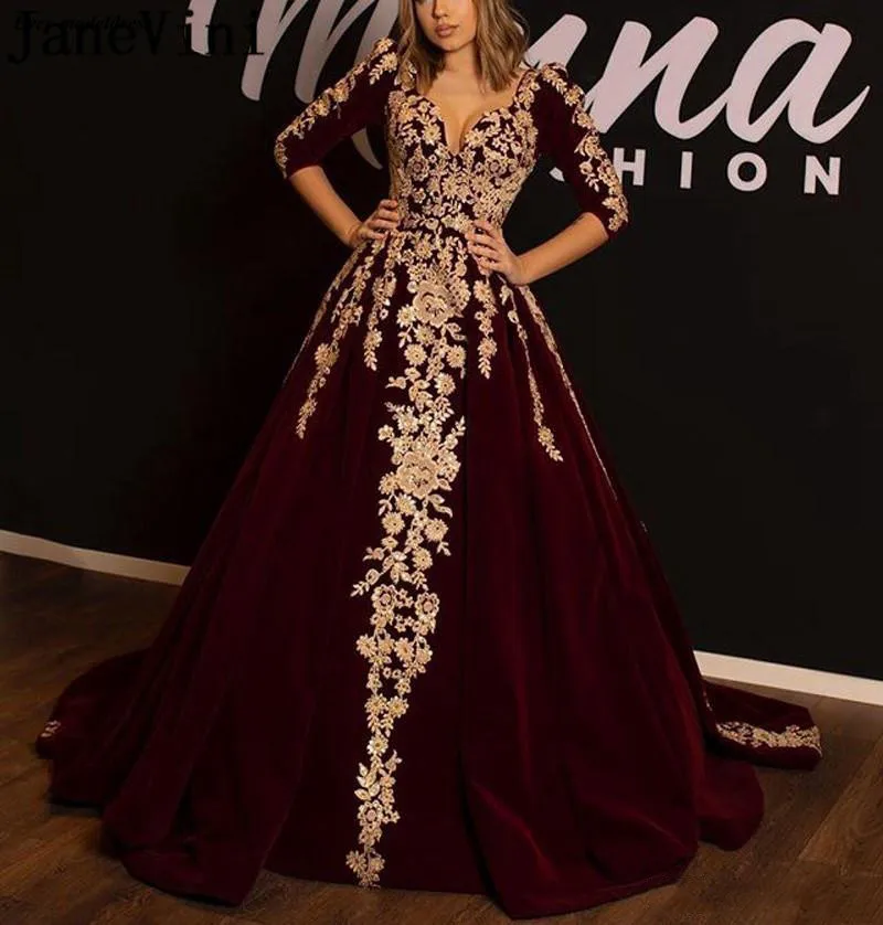 

2019 Robes Vintage Burgundy Velvet A-Line Evening Dresses With Half Sleeves Gold Appliques Dubai Arabic Formal Party Gowns abiye