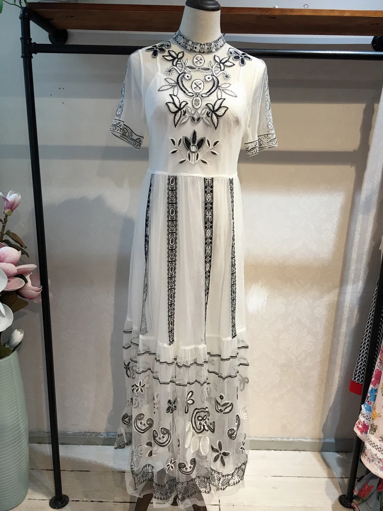 

2 piece set Mesh 2019 High Quality New Fashion Summer beach Dress Floral Embroidery Half Sleeve Stand A-Line long white dress