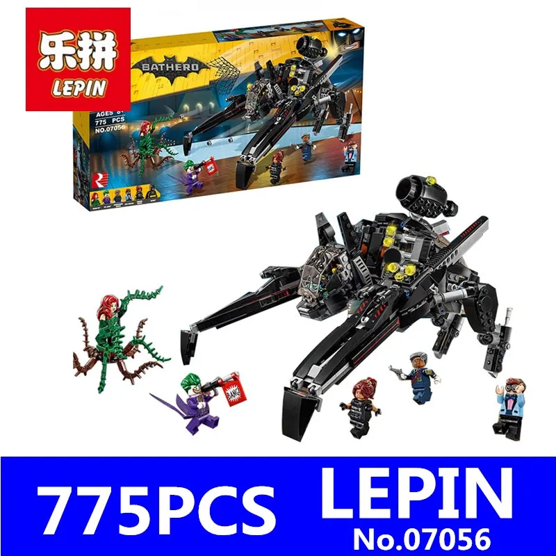 

LEPIN 07056 775Pcs New Genuine Batman Movie Series The Scuttler Bat Spaceship Set Building Blocks Bricks Education Toys 70908