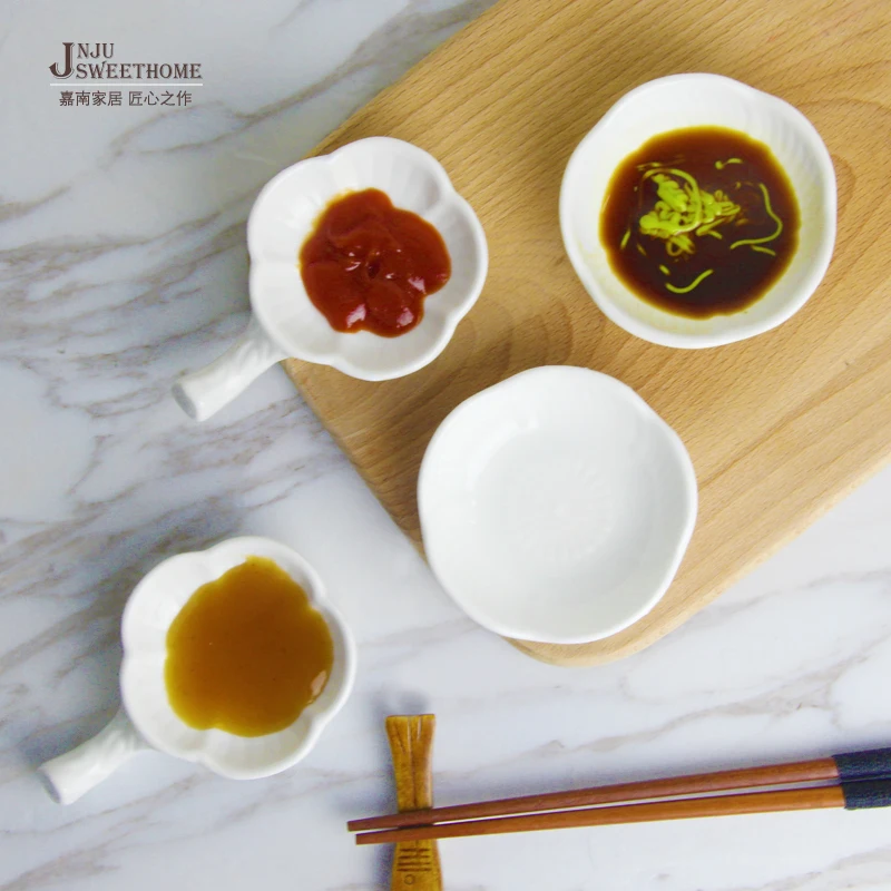 3 Pcs set Small Creative Flower Shape Ceramic Soy Sauce Dish With