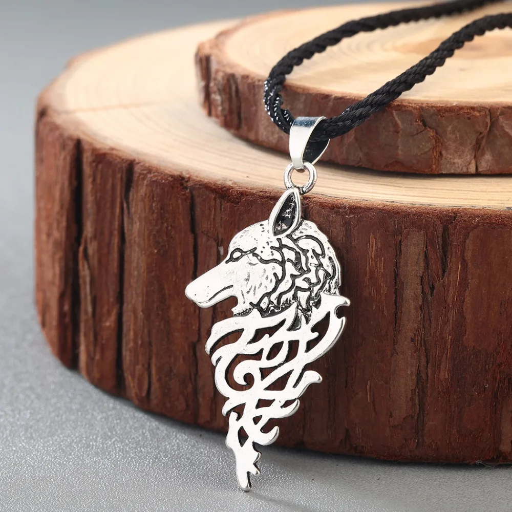 CHENGXUN Viking Perun Axe Gothic Retro Pendant Mens Necklace Slavic Axe Amulet Nordic Talisman Jewelry Boys Gift