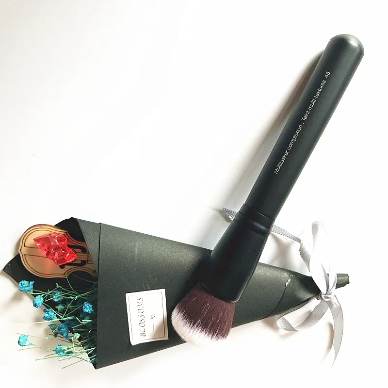 1pcs professional facial makeup brush honey powder concealer powder set brush basic beauty tools