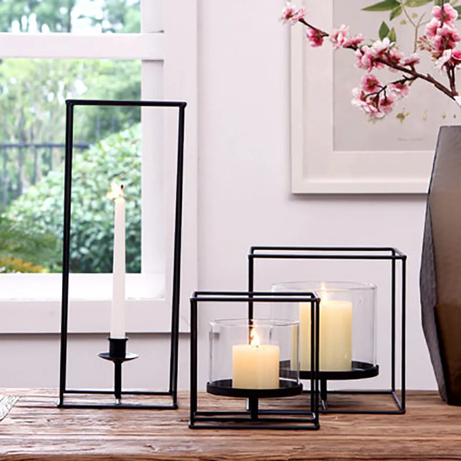 

Simple Candle Holder Candlestick European Metal Wrought Iron Geometric Romantic Christmas Candlestick Golden Home Decor WZF121