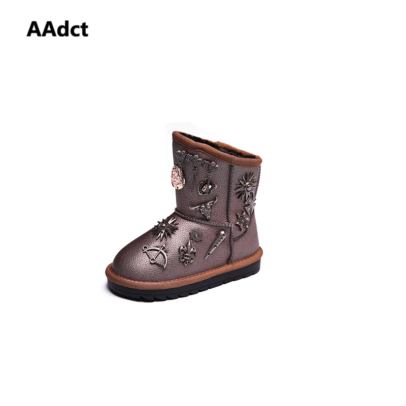 

AAdct Fashion kids snow boots winter warm children's shoes new  snow boots for boys Handsome metal Brand girls boots 2016