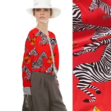 105 см шириной 20 мм лимона и Зебра печати Красный 95% шелк 5% лайкра стрейч шелковой атласной ткани для блузка платье Cheongsam C004