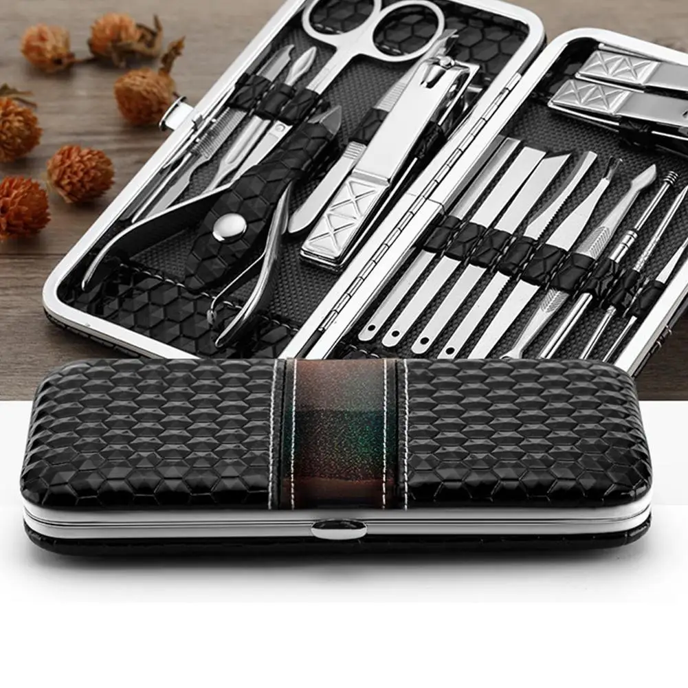 

18Pcs/Set Stainless Steel Nail Art Manicure Tool Set Clipper Scissors Tweezer Cutter