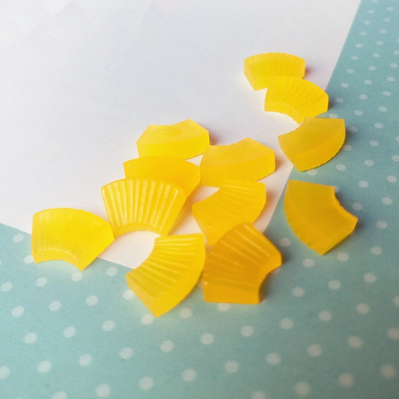 plastic mini pineapple