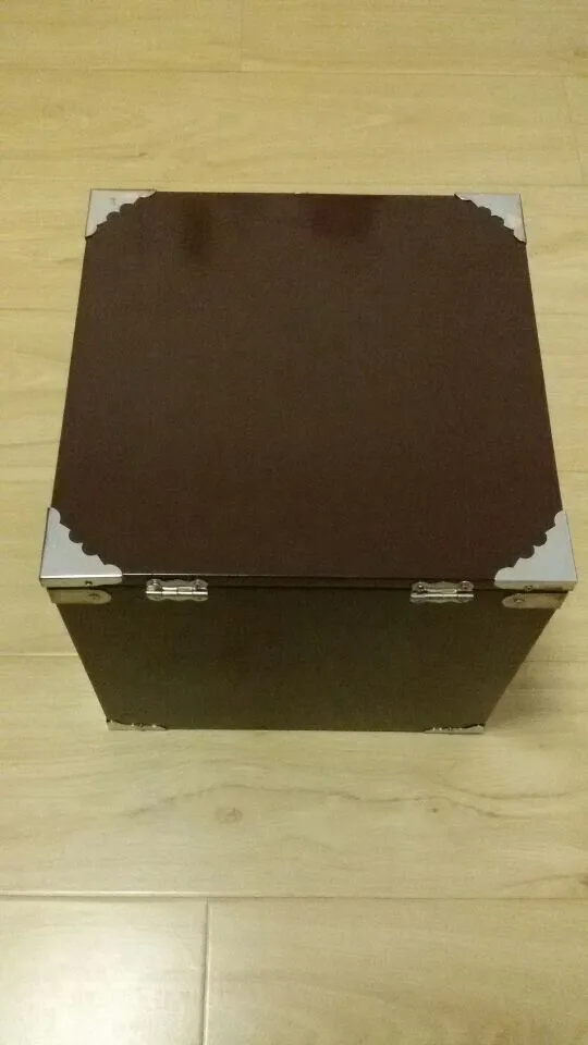 

Light & Heavy Chest - MC Magic Tricks Wooden Box Magica Professional Magicina Stage Illusions Gimmick Props Comdy Funny