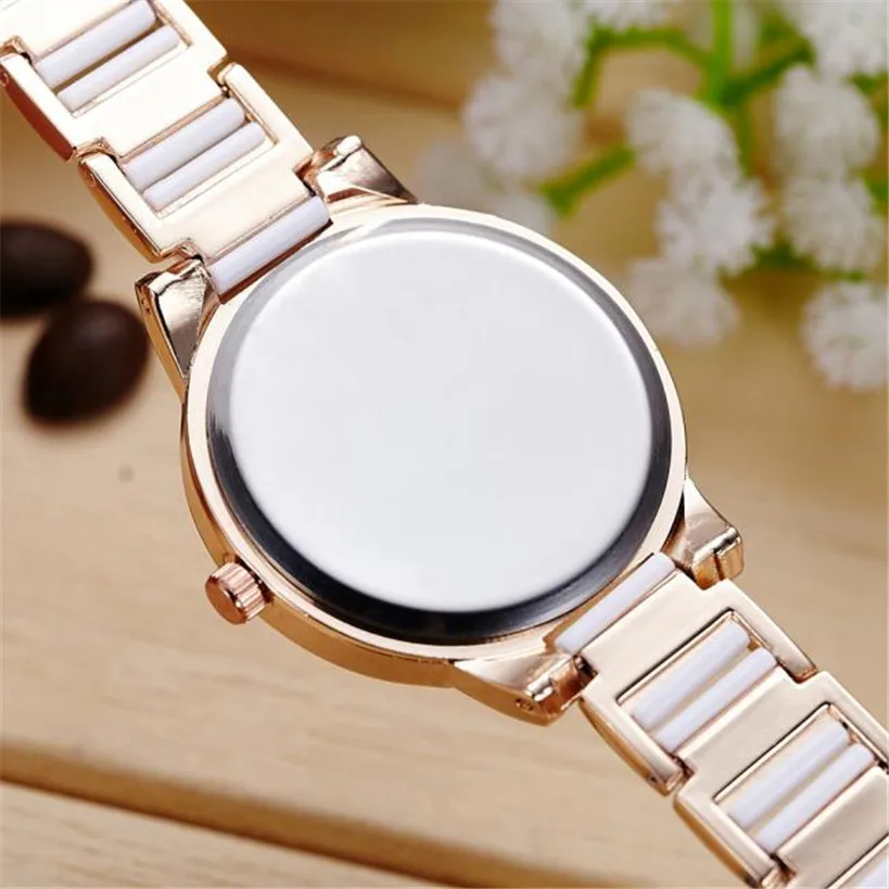 LIU60903809_20160903022905527