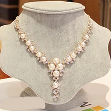 Летнее роскошное золотое ожерелье для женщин, колье, ожерелье из синтетического жемчуга, дизайнерское массивное ожерелье на цепочке