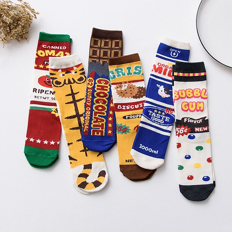

Japanese hot selling creative milk illustration socks lady autumn winter model cotton socks letter interesting socks cotton