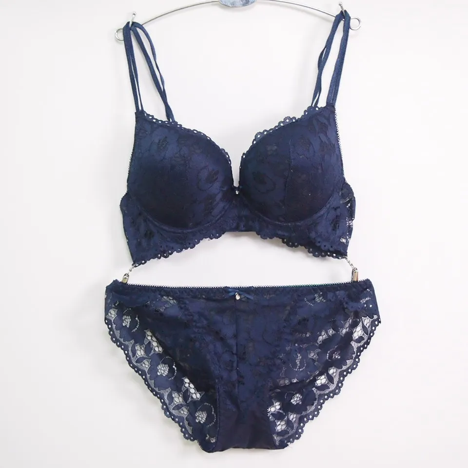 

The new sexy lace lingerie set edge mesh breathable summer burst models girls bra set