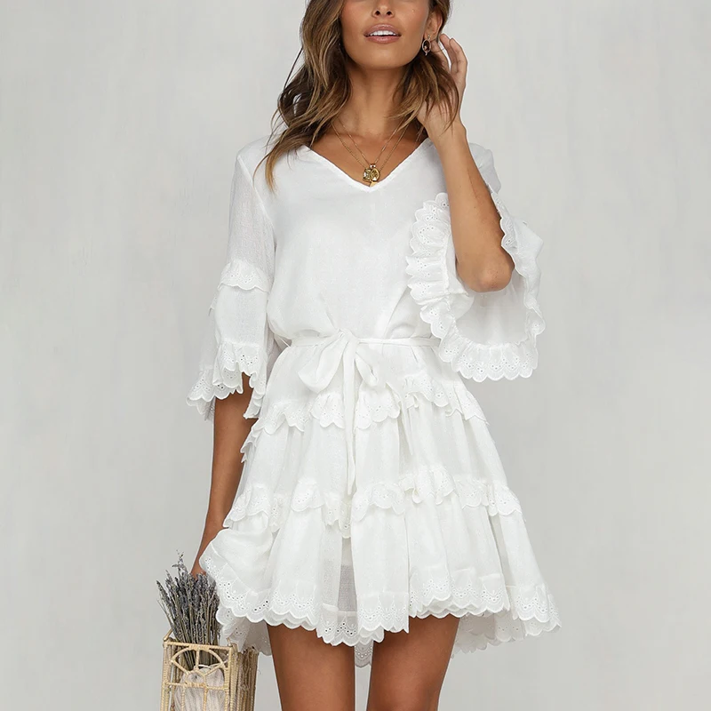 Элегантное многослойное женское летнее платье с рюшами, повседневное хлопковое белое платье с вышивкой, женское свободное короткое платье с v-образным вырезом