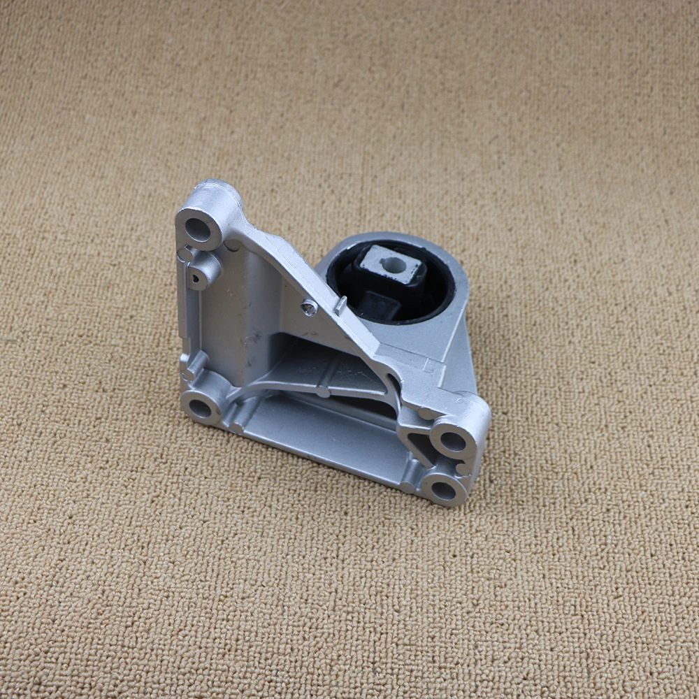 New Pro Parts Engine Support Bracket 8649597