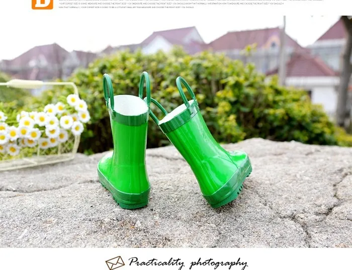 New 2015 Children Rain Boots Cartoon Kids Rubber Boots Bee  Frog  Beatles Girls Shoes Flat Rainboots Bota Baby Kids Shoes free shipping (14)