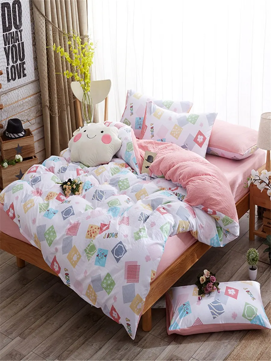 

4Pcs Bedlinens Set Fresh Simple Icon Ductile Soft Bedding Set