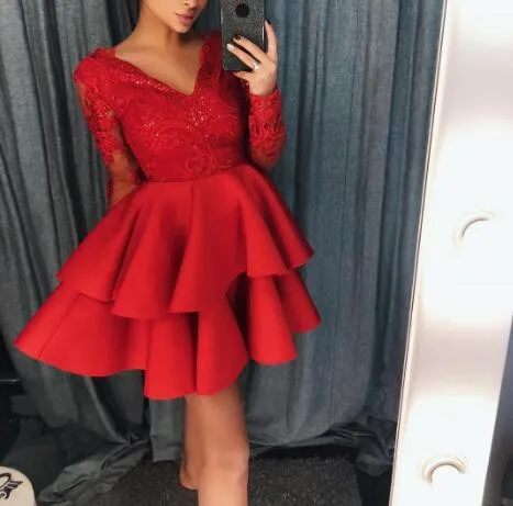 

2019 Light Blue V Neck Lace A Line Homecoming Dresses Long Sleeves Applique Tiered Layers Short Party Cocktail Prom Dresses