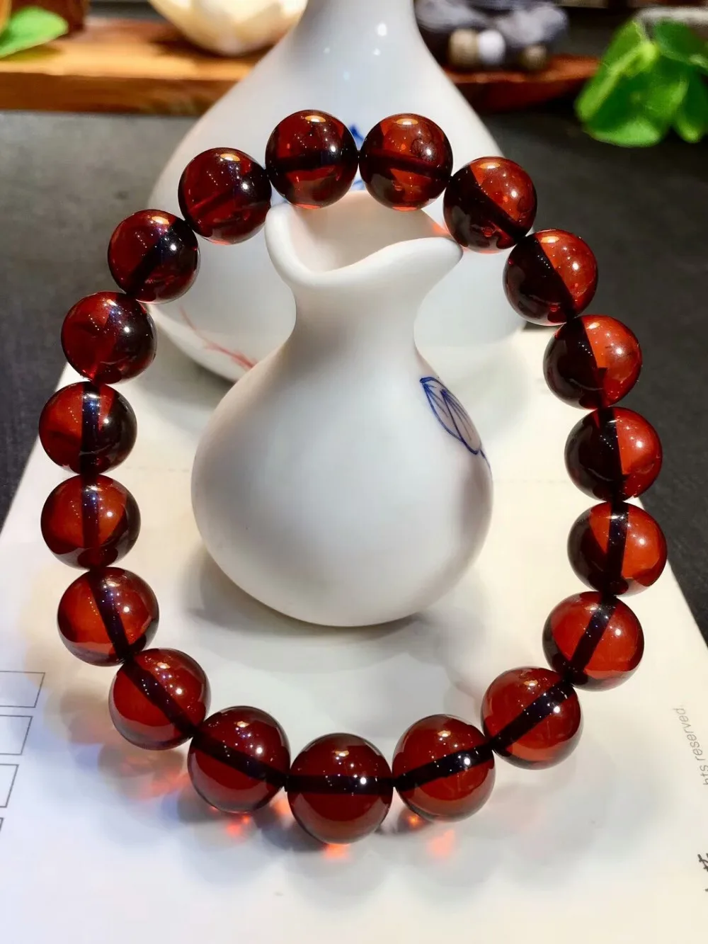 

100% Natural Bracelet Blood Red Amber Gemstone 10.5mm Round Beads Woman Bracelet Woman Man Precious Stone Bracelets AAAAA