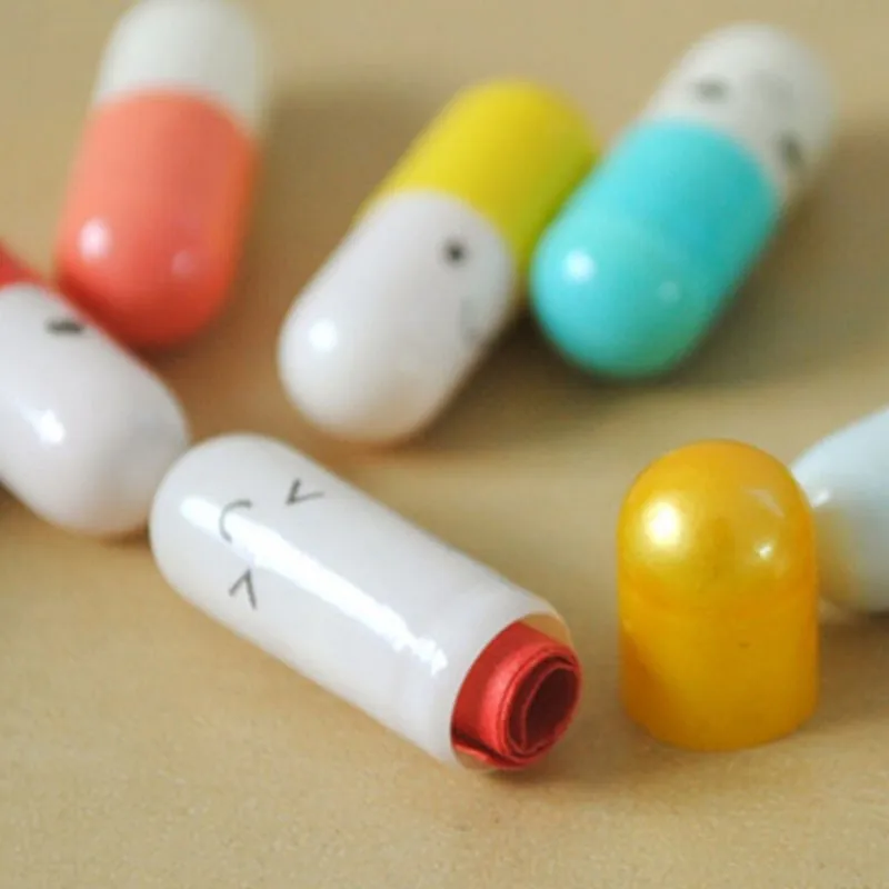 50pcsRollsPills Pill LuckyWishing BottleCapsule loveletterheadstateriypaper encyclesevent partytoolgifts2.1* 0,7 см/6*1,7 см