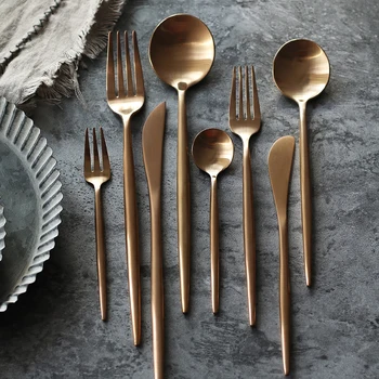 

Rose Gold Cutlery 1810 Stainless Steel Frost Gold Tableware Dinnerware Set Dinner Knives Forks S poons Set Picnic Dinner Sets