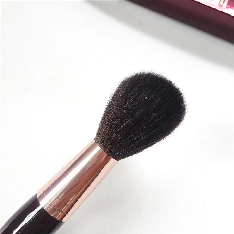 The Bronzer Brush - Squirrel Hair & Goat Hair Mix Powder Brush - Beauty Makeup Blender Tool Applicatior