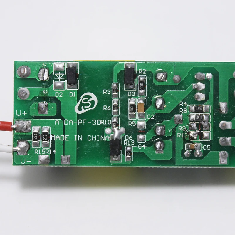 3 шт./лот 15-30 Вт внутренний привод DC30-42V 500mA/600mA/700mA/750mA светодиодный светильник источник питания освещение Трансформатор AC220