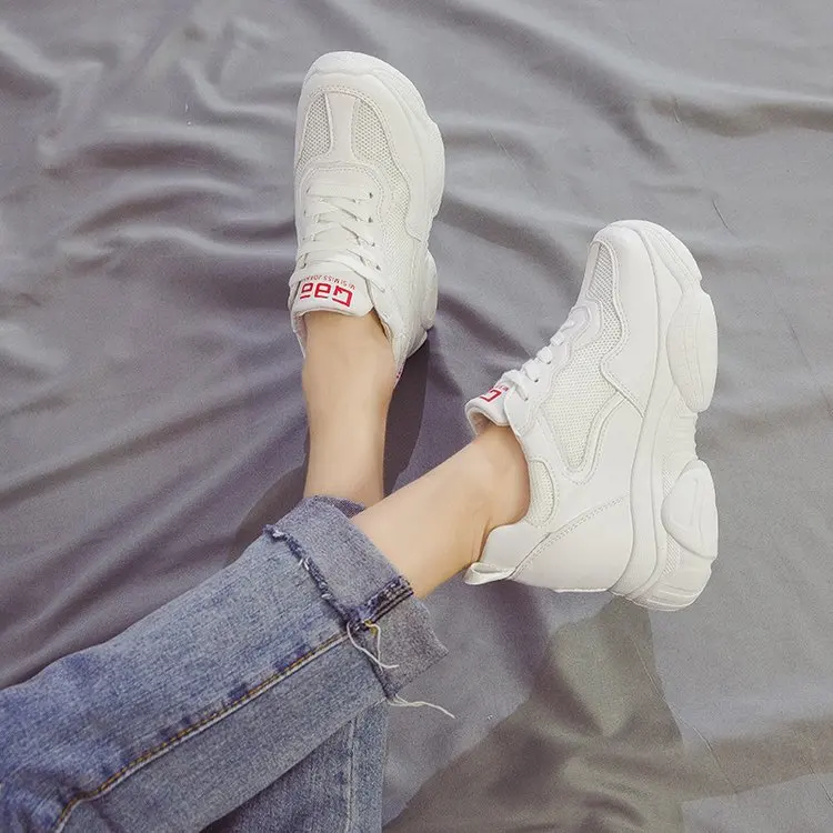

2019 New Women's Sports Shoes Thick-soled Muffin Shoes Casual and comfortable breathable mesh women's single shoes