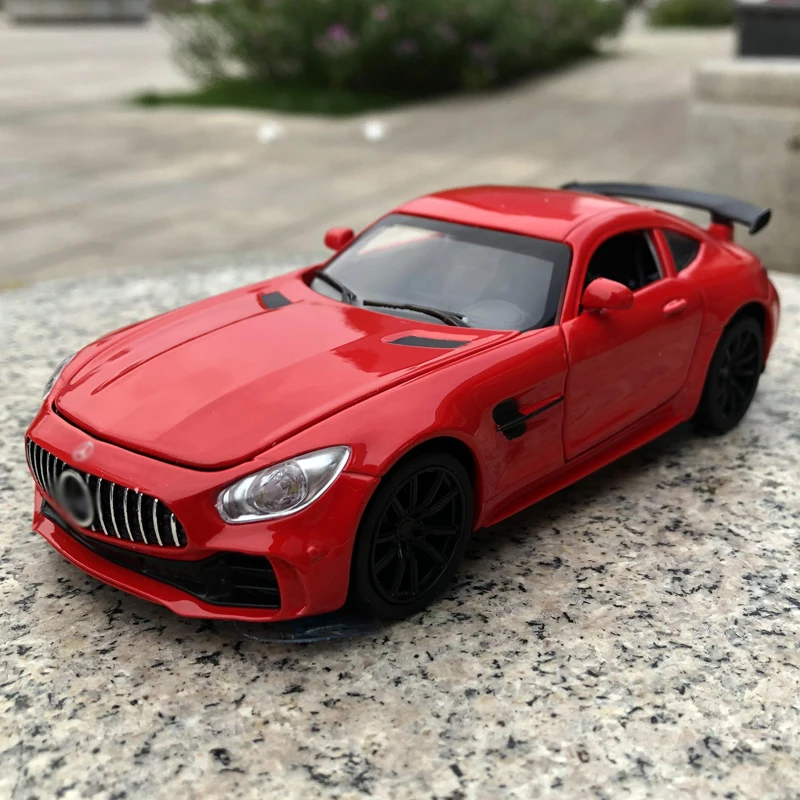 Сплав литья под давлением автомобиля 1:32 весы AMG GT GTR модель коллекционные игрушки