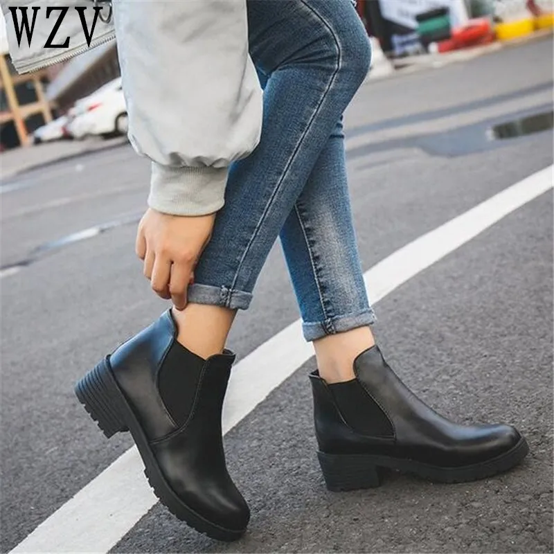 Prix Nouveau Style De Mode Chaude Femmes Bottes Tête Ronde à Fond Épais Pu Cuir Imperméable Femme Martin Bottes Cheville Printemps automne E221