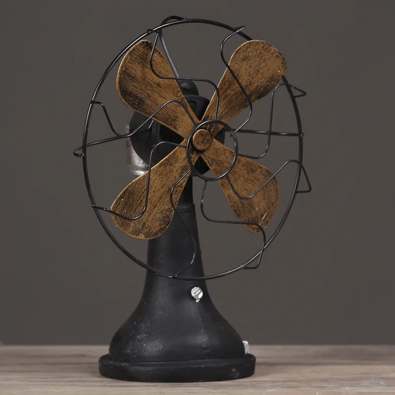 

Retro Nostalgic Fan Ornaments Home Decoration Accessories Vintage Fan Miniature Europe Style Figurines Home Decor Gifts Ornament