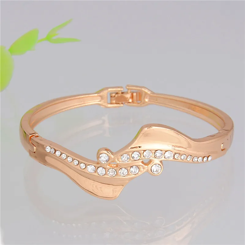 Simple Design Cuff Bracelet For Girl New Fashion Gold Color Bracelet