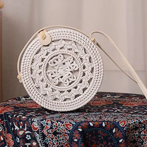New Vintage Handmade Women White Rattan Bags Stars Flowers Straw Woven Bohemia Style Shoulder Bag Crossbody Handbags B374 - Цвет: 20cm Chinese Knot