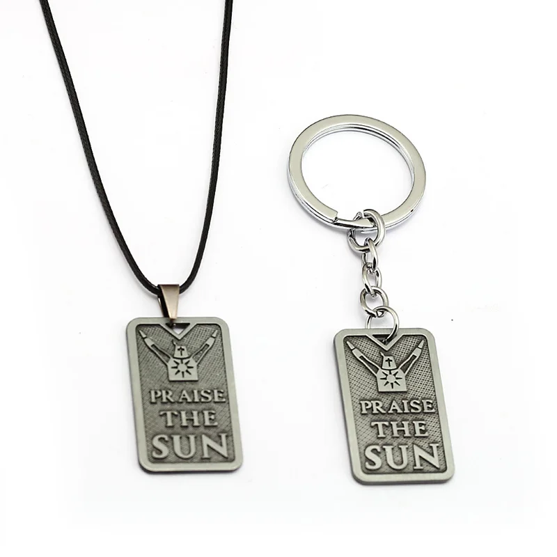 

Game Dark Souls 3 necklace praise the sun Solaire Astora pendant Metal chaveiro pendant bag charm keyring Game Jewelry