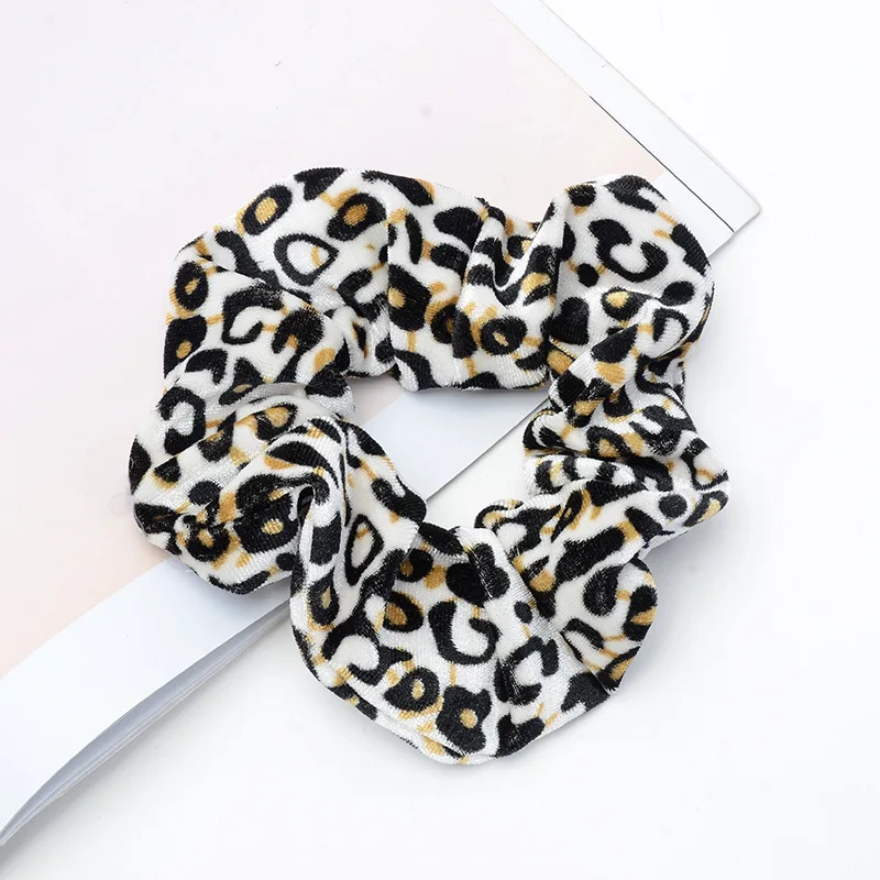 Fashion Women Vintage Leopard Print Velvet Hair Scrunchies Big Stretch Elastic Rope Bands Basic Hair Ties head wrap for women Hair Accessories