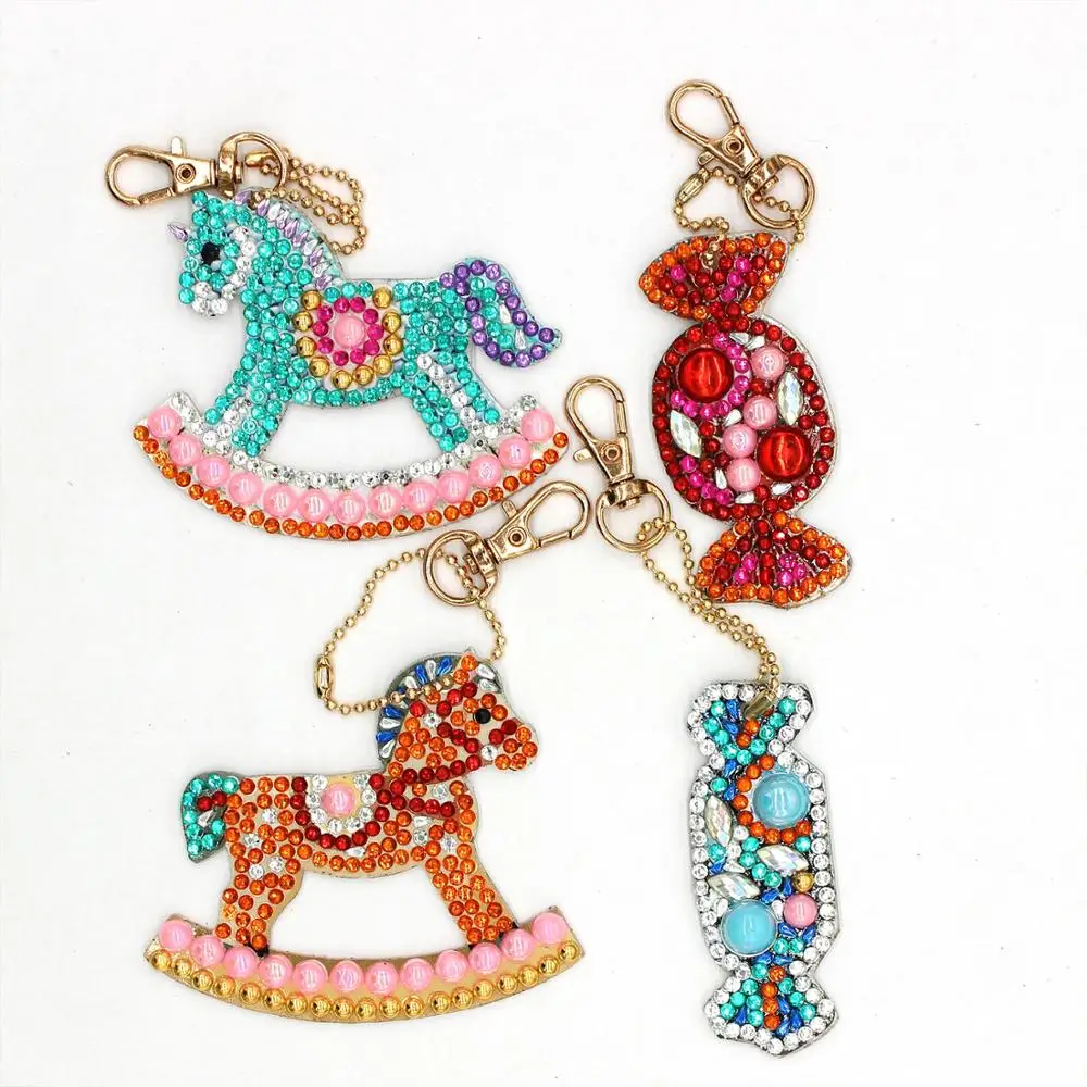 

5D Diy Diamond Painting Keychain Rotate Trojan 4pcs Birthday Gift Acrylic Board Wholesale Diy Crafts Bag Ornaments YSK46