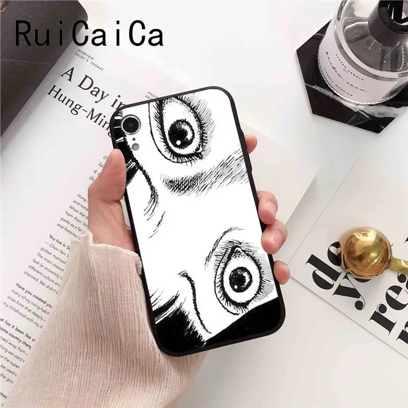 Cartoon eyes Tomie Comic