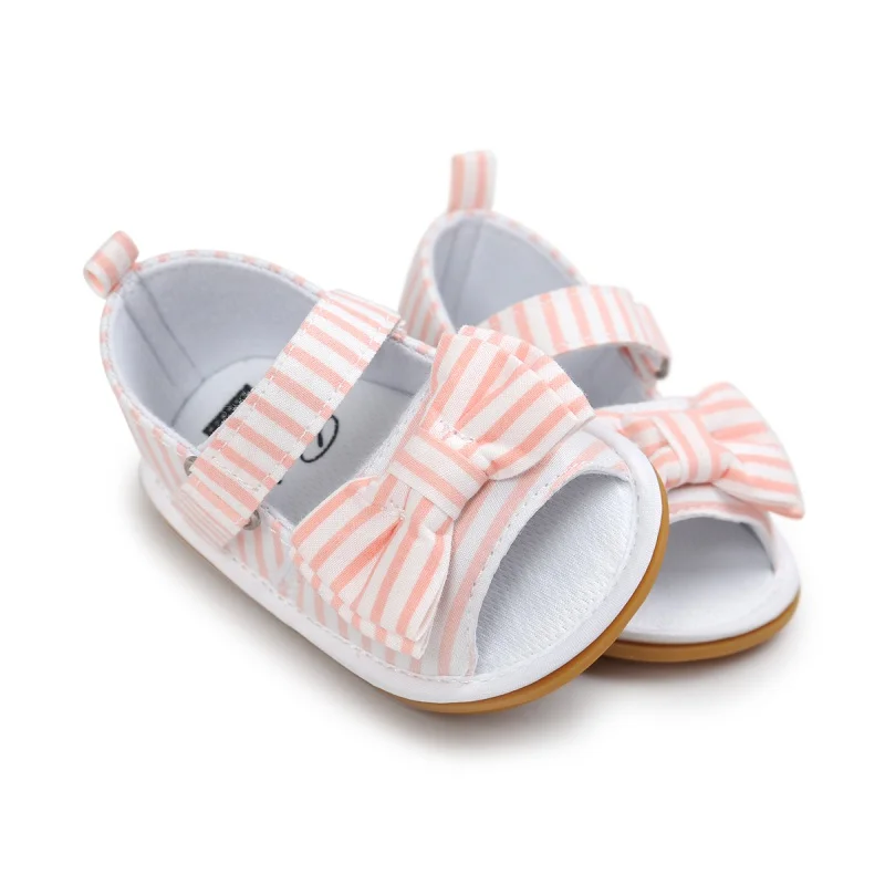 Летние сандалии для малышей; мягкие хлопковые сандалии для девочек в полоску с бантом; обувь для новорожденных; пляжные сандалии playtoday