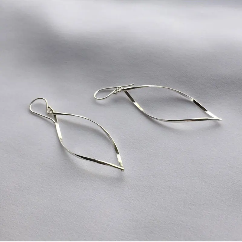 

Quality 925 Sterling Silver Elegant Earrings Fashion Hexagonal Geometry Earrings Gift For Women