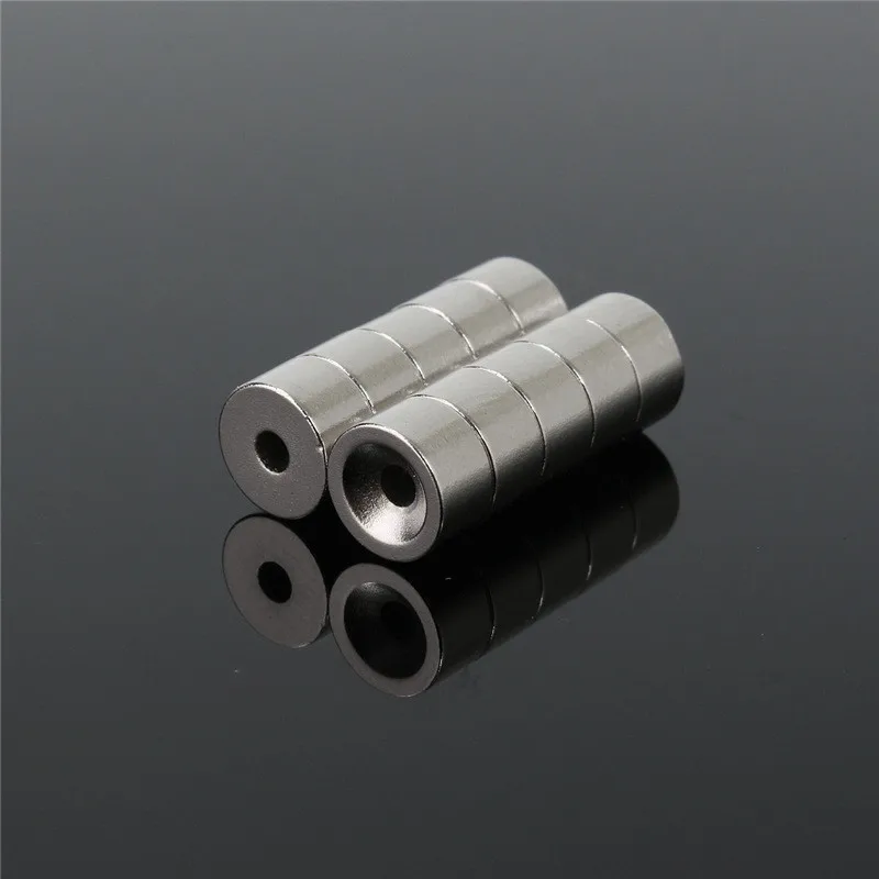 

10pcs 7 x 4mm Hole 2mm Small Circular Disc Neodymium Permanent Magnets Countersunk Rare Earth Magnets N50 Powerful