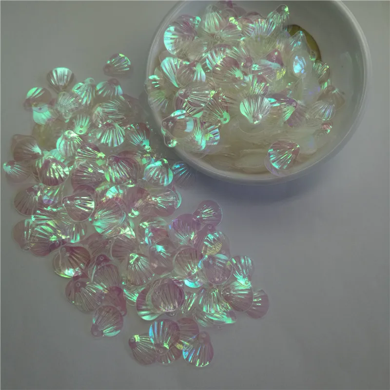 

200pcs 13mm Transparent White Loose Sequins Sewing Embellishment Finding 2 Holes Shell Shape Paillette DIY Garment Accessories