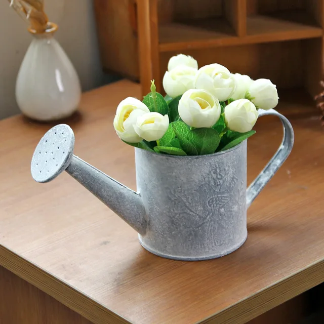 Rustic Metal Flower Pot Tin Water Kettle Shower Container Planter Watering Can Home Garden Rustic Metal Flower Pot Tin Water Kettle Shower Container Planter Watering Can Home Garden
