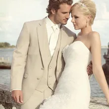 Стиль Мода Для мужчин костюмы индивидуальный заказ Slim Fit вырезы с отворотом, легкое серый смокинг для жениха с боковыми Женихи Для мужчин костюм для шафера