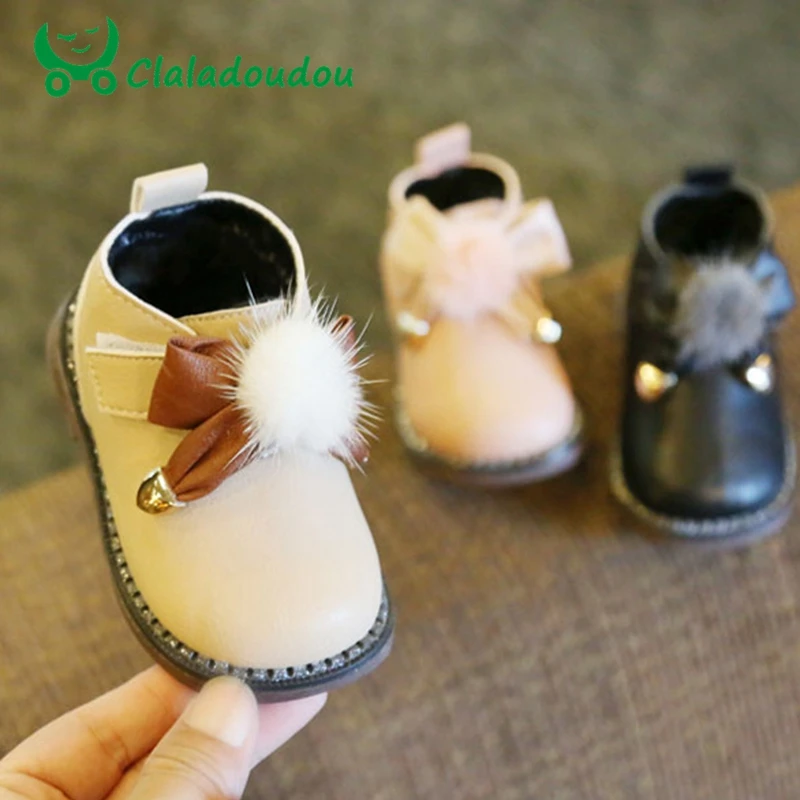 

Claladoudou 11.5-13.5CM Baby Girls First Walkers Black Pompom Infant Ankle Boots Beige Bow Pu Leather Princess Dress Shoes 11