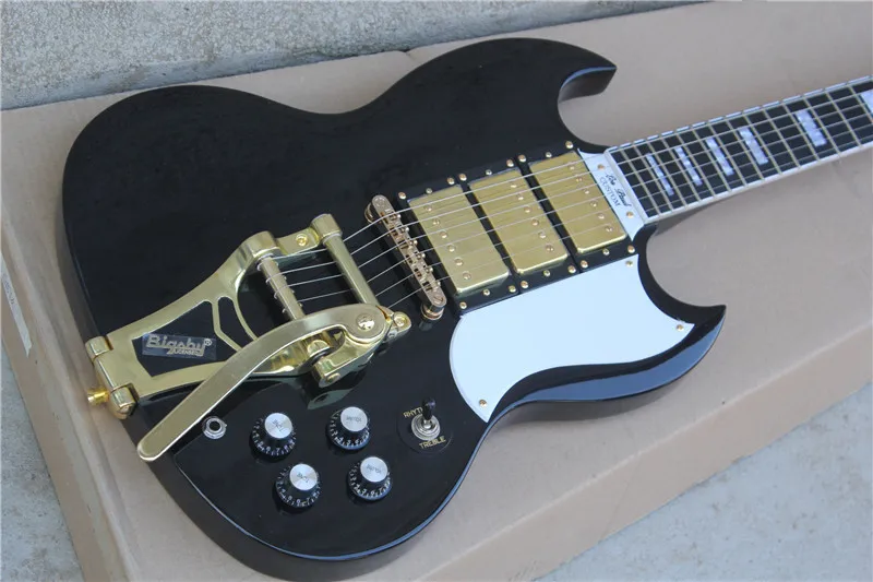 

Factory Custom High Quality SG Model JAZZ black SG Ebony fingerboard electric guitar with Bigsby Tremolo .Free shipping 10yue
